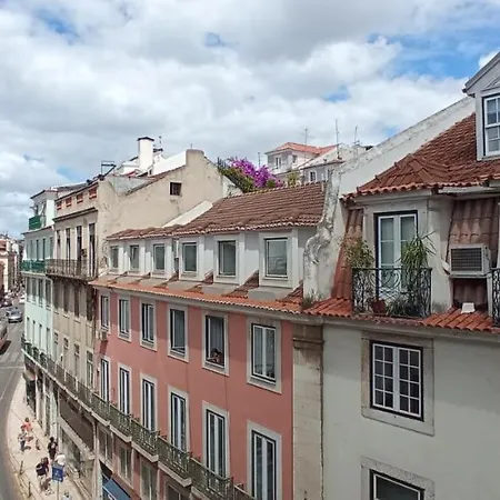 Chiado Happy *